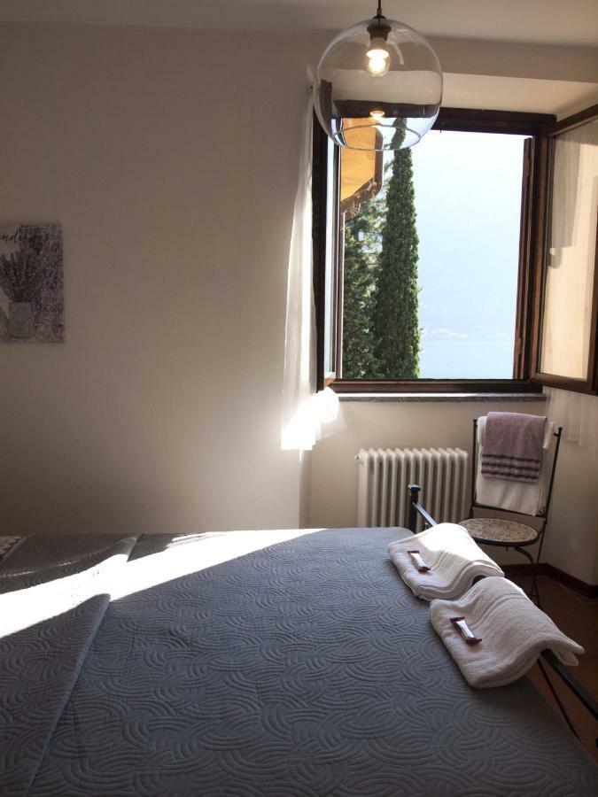 Casa Marina - Appartamento Nel Residence Di Nesso Exterior foto